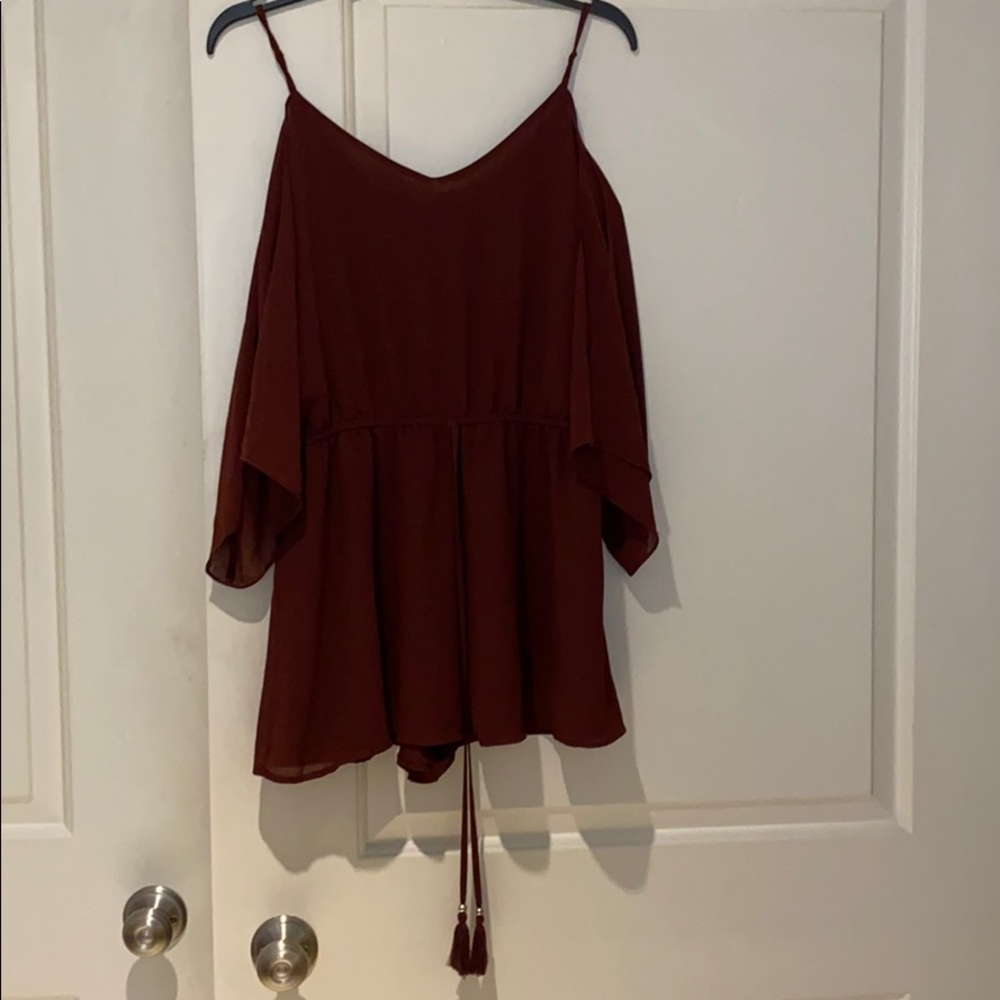 Dainty Hooligan maroon romper size L